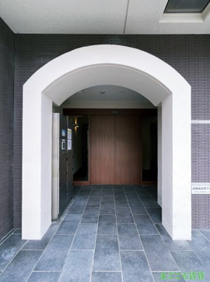 【エントランス】 | コーラルポワント難波WEST