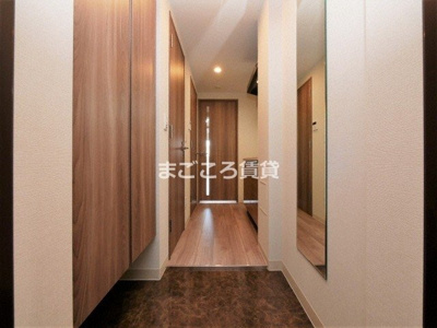 【玄関】 | ワールドアイ難波南PORTA