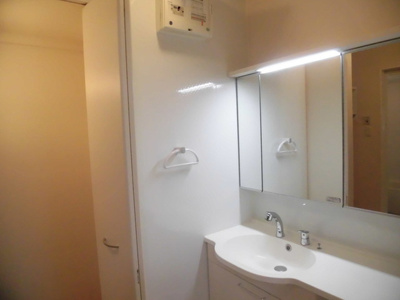 【洗面所】 | ドゥパレ生石 | 101　洗面所