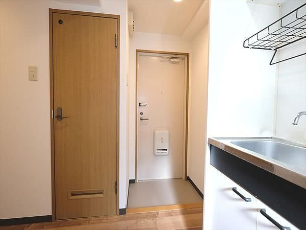 【玄関】 | 万里乃ビル