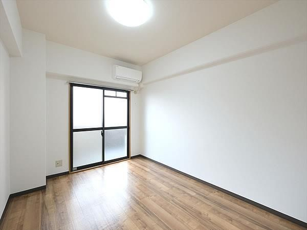 【居間・リビング】 | 万里乃ビル