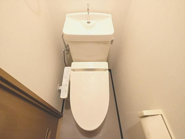 【トイレ】 | 万里乃ビル