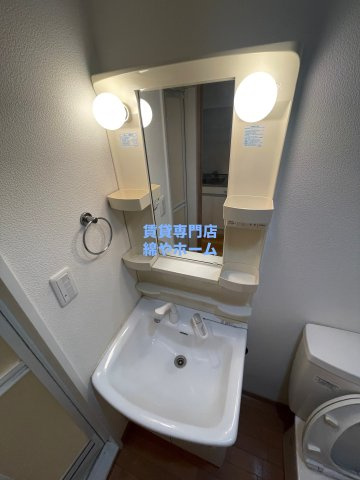 リアライズ住之江公園の独立洗面台|独立洗面台で身支度をすべて済ませてしまいましょう