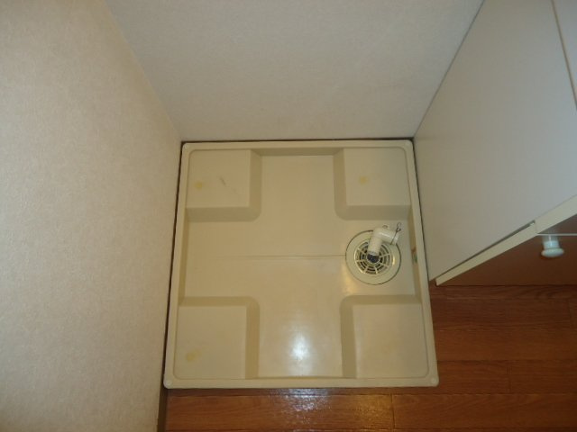 エスポアールのその他|洗濯機置場