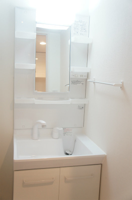 リブリ・deuxSoleil中里の洗面所