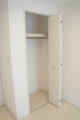 リブリ・deuxSoleil中里の収納