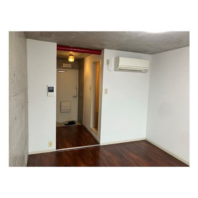 リベット甲子園の居間・リビング