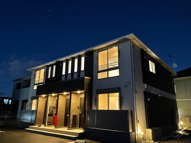 カルム荒幡の外観|外観写真（夜）