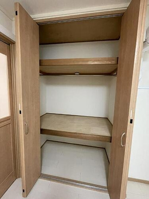 【収納】 | 麹町クリスタルシティ西館 | クロゼット　2025年11月撮影