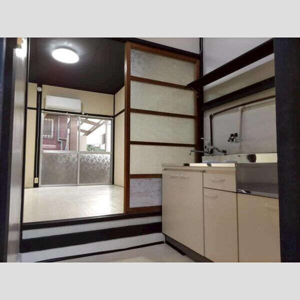 三葛アパートの内装