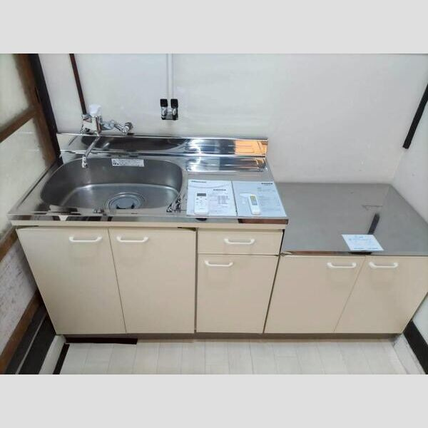 三葛アパートのキッチン