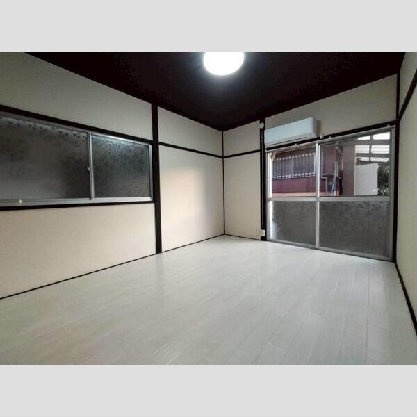 三葛アパートの内装