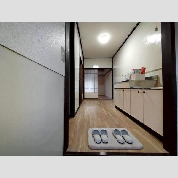 三葛アパートの玄関