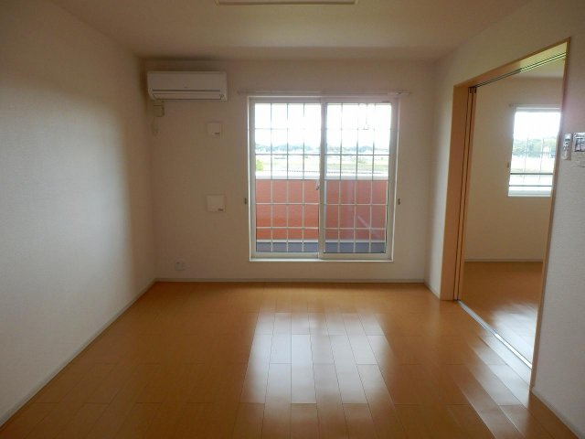 リジェールⅠの居間・リビング