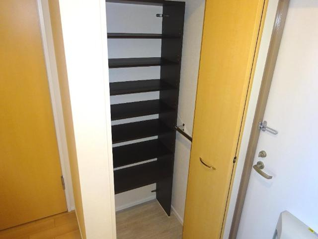 オレンジクレストＡの収納|収納