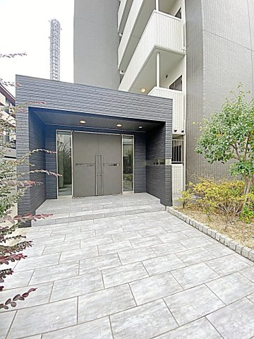 スカイコート千代田のエントランス