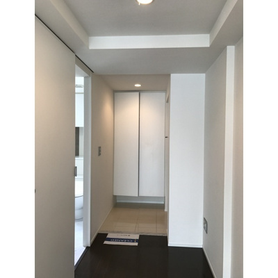 【玄関】コンフォリア西新宿