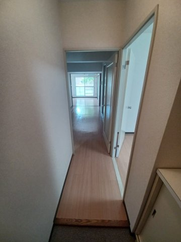 サンライフ南大塚Ａの玄関