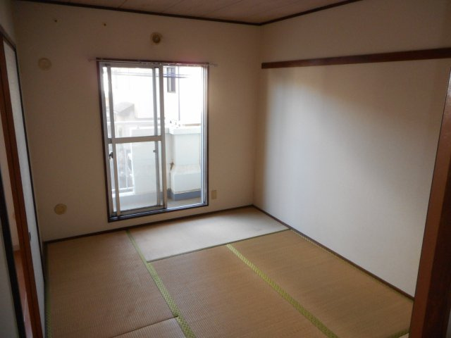 サンライフ南大塚Ａの和室