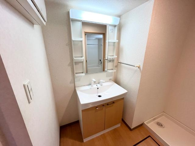 ボンヌール・さくらの洗面所|洗髪洗面化粧台