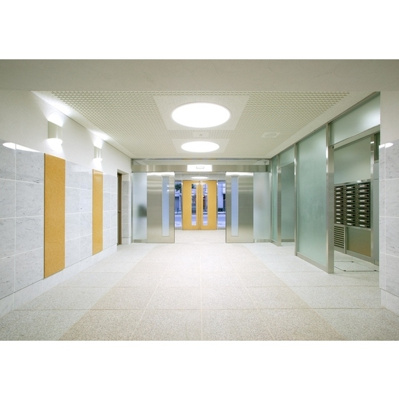 【エントランス】コンフォリア新宿御苑Ⅰ