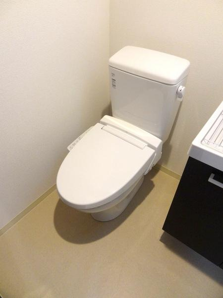 エステムコート難波ウエストサイド４ザ・フォースのトイレ|★ウォシュレット★