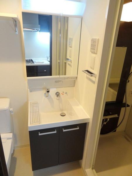 エステムコート難波ウエストサイド４ザ・フォースの洗面所|★朝もラクラク★