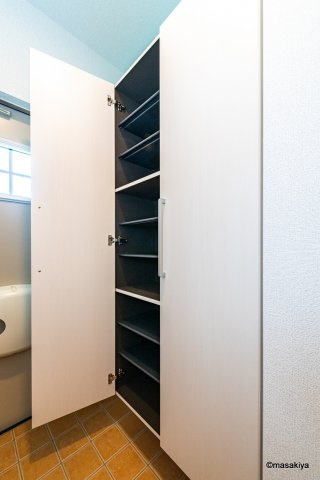 シャルマンの玄関