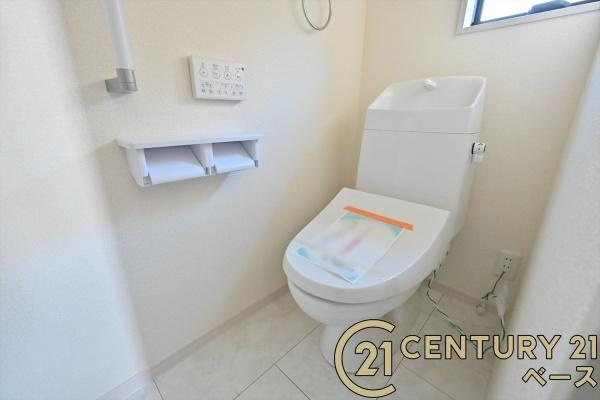 リーブルガーデン高畑町 １号棟 ／新築一戸建の内観：施工例|■玄関には大容量シューズボックスを完備！■