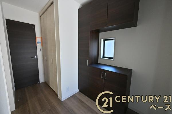 リーブルガーデン高畑町 １号棟 ／新築一戸建の内観：施工例|■ＴＶモニター付きインターホンで防犯対策もバッチリ！来客も一目でわかり安心です！■