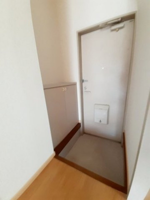 【玄関】 | ロイヤル小林