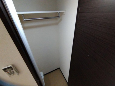 【内装】 | レオネクストシャトル杉田Ⅴ | ウォークインクローゼット