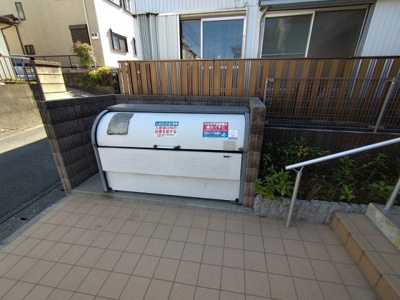 【その他】 | レオネクストシャトル杉田Ⅴ | ダストボックス