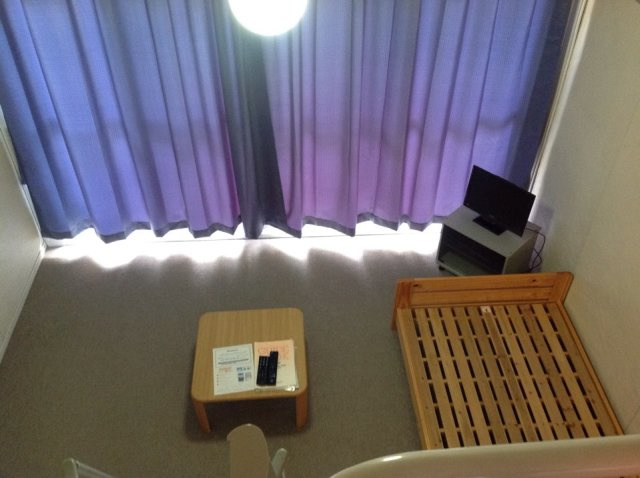 レオパレスメイプルⅢの寝室