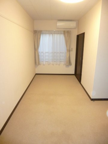 レオネクストＫＡＩＳＡＮの居間・リビング