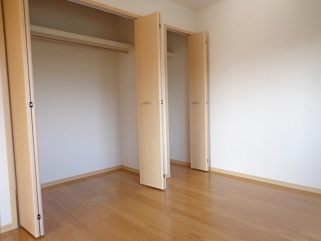 プレジデントハイツ平原の収納