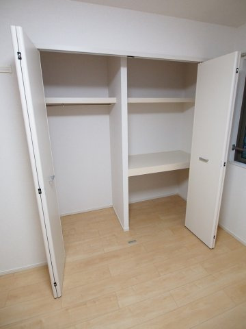 ネオ・ドゥーエの収納