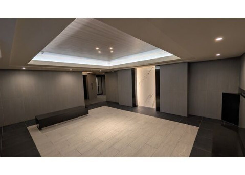 ザ・レジデンスパーク栄のエントランス|※同物件他部屋写真
反転、色違いの場合有
現況優先