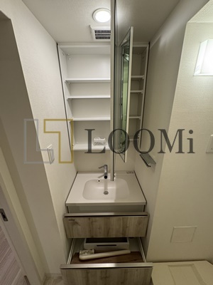 【独立洗面台】 | シーズンフラッツ梅田EAST | シーズンフラッツ梅田EAST　独立洗面化粧台