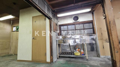 【キッチン】 | 蒲田２丁目平屋 | コンパクトなキッチンで掃除もラクラク