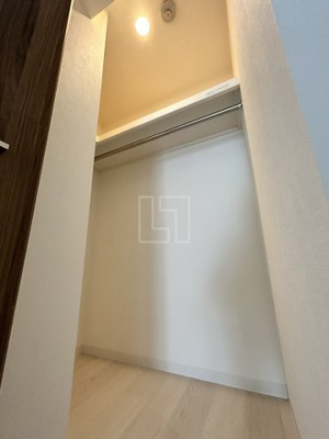 【収納】 | ラ・メゾンヴェール上町 | ラ・メゾンヴェール上町　ウォークインクローゼット