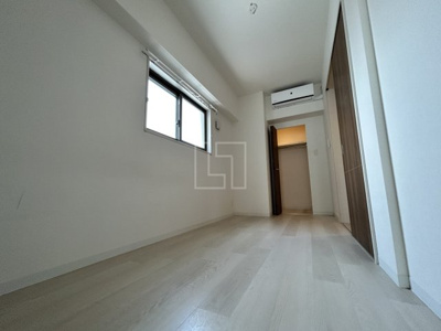 【寝室】 | ラ・メゾンヴェール上町 | ラ・メゾンヴェール上町　洋室