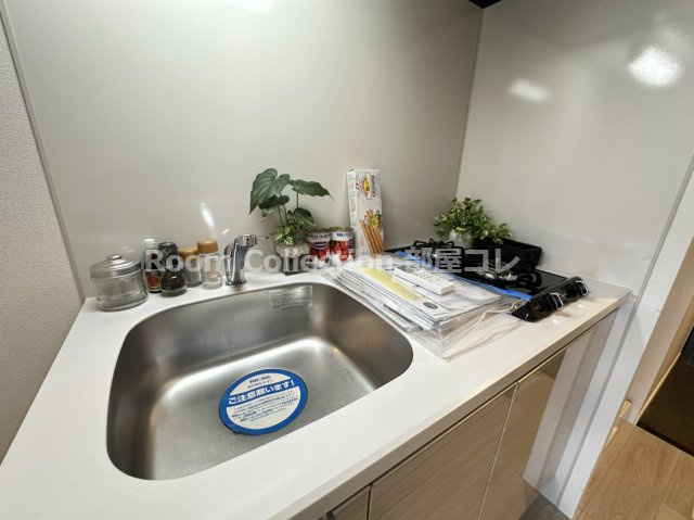 アステリ鶴舞エーナのキッチン|※同物件他部屋写真
反転、色違いの場合有
現況優先