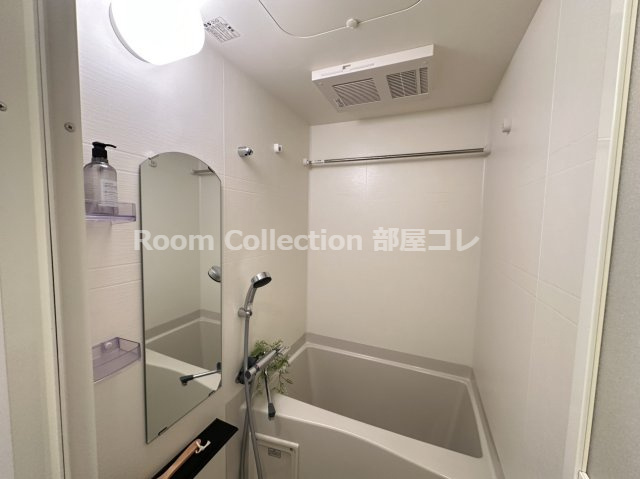 アステリ鶴舞エーナの浴室|※同物件他部屋写真
反転、色違いの場合有
現況優先