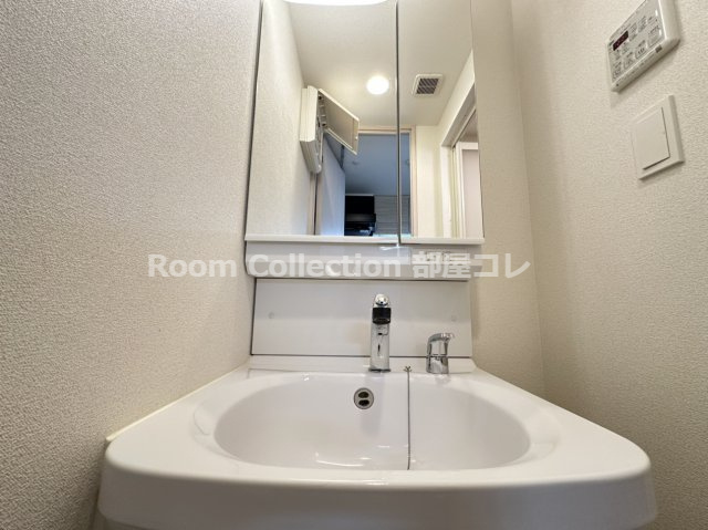 アステリ鶴舞エーナの洗面所|※同物件他部屋写真
反転、色違いの場合有
現況優先