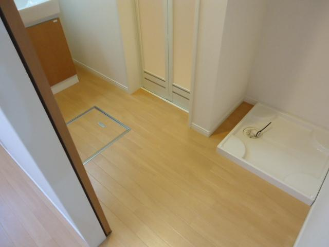 フラット　コスモスの洗面所|洗面室