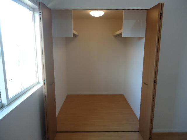 フラット　コスモスの収納|収納