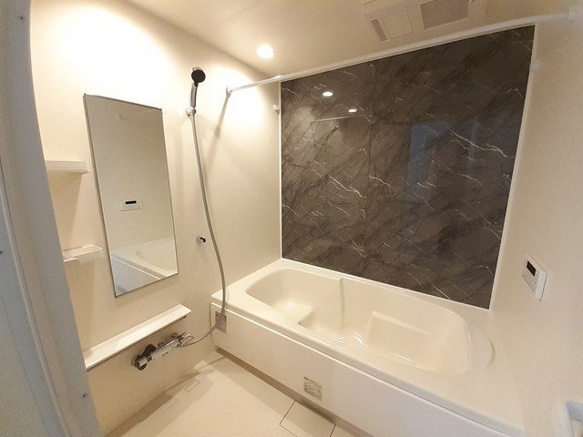 マロン　Ｂの浴室|きれいなお風呂です