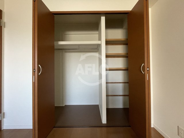 ベリー海老江　鷺洲小学校区の収納|ベリー海老江　クローゼット