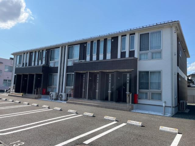 ロッシュ　メゾンの駐車場|外観写真（昼）